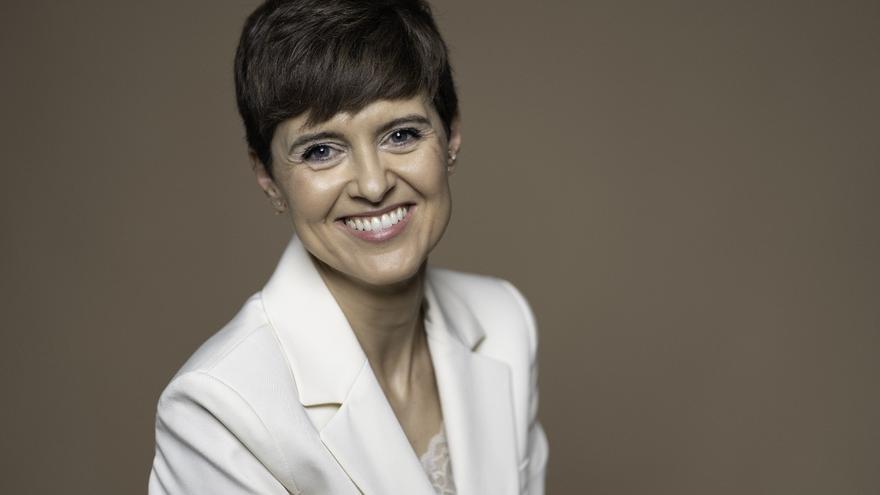 Elena Benítez Cerezo, psiquiatra: «Ni los procesados ni el azúcar provocan TDAH en los niños»
