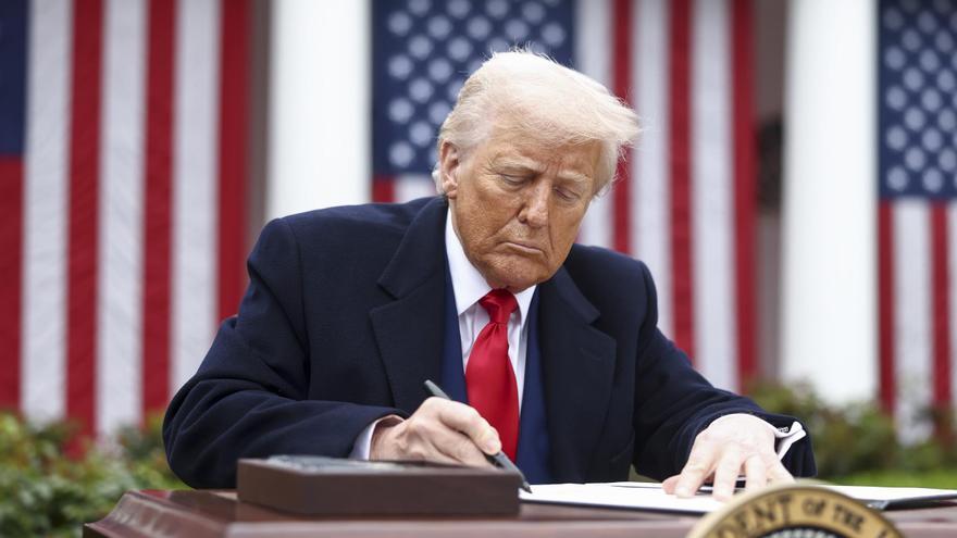 Las últimas frases de Trump sobre aranceles: «Me besan el culo, están muriéndose por llegar a un acuerdo»