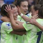 Un Barça feliz se clasifica para su quinta final de la Champions consecutiva (1-4)