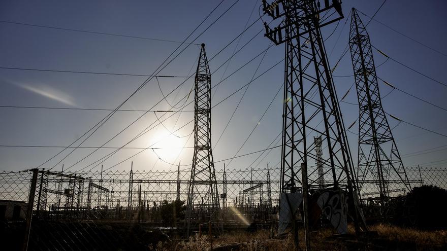 Siga en directo el apagón eléctrico masivo que ha dejado a España sin luz