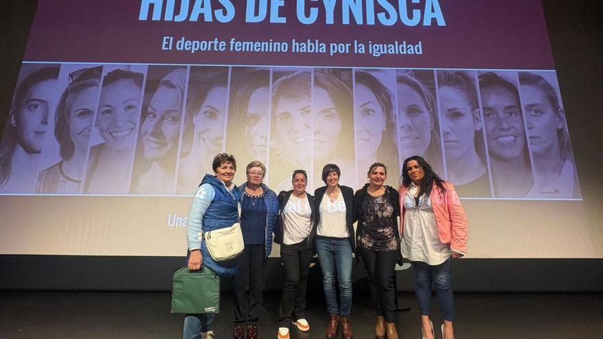 Las pioneras del fútbol femenino, en Langreo: «Nadie nos mandaba a fregar»