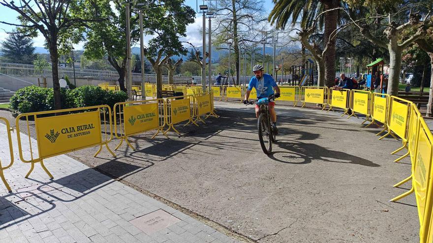 El accidente de un corredor de la «Bikemaratón Montes del Sella» motiva la suspensión de la prueba