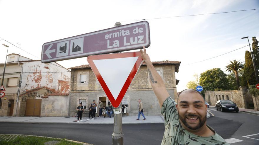 Vermú, ensalada y muchos paseos con el perro: así ha vivido la comarca de Avilés el gran apagón