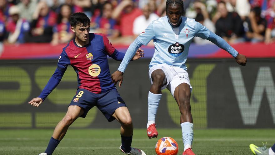 El entrenador del Celta denuncia insultos racistas a Ilaix Moriba en el estadio del Barcelona