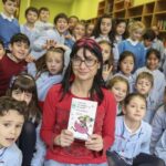 Creadoras asturianas de éxito mayúsculo para lectores pequeños: venden miles de cuentos para niños