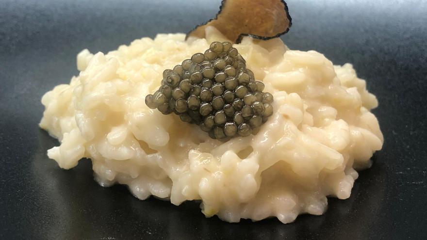 Alimentación variada y relax: así vive un esturión para dar un caviar ‘pata negra’