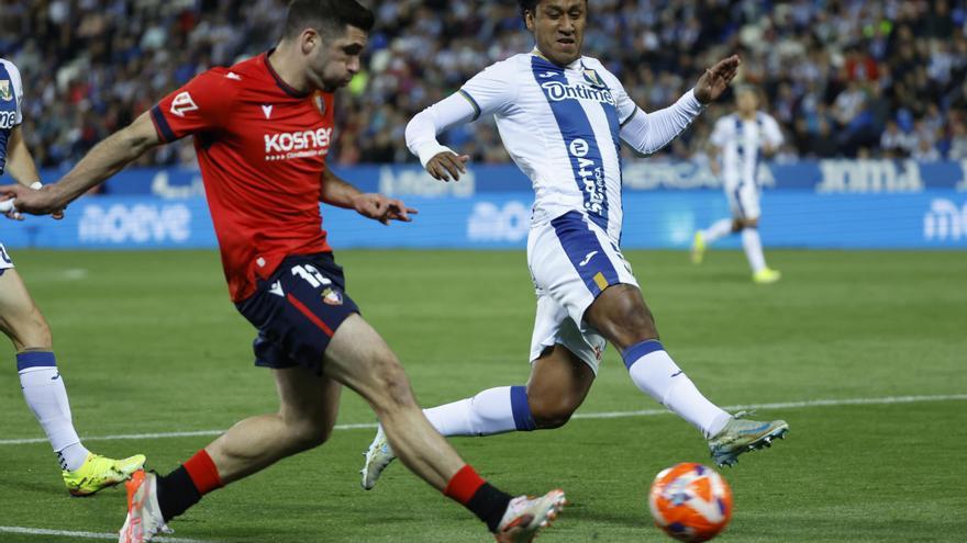 Un penalti en los últimos minutos permite al Leganés rascar un punto ante Osasuna