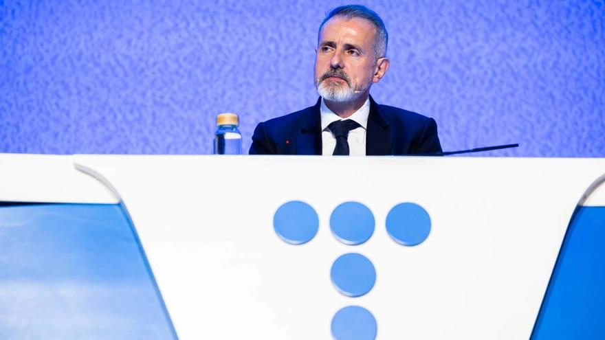 Murtra alienta una ola de fusiones de telecos en España y en Europa y promete «ambición» para la nueva Telefónica