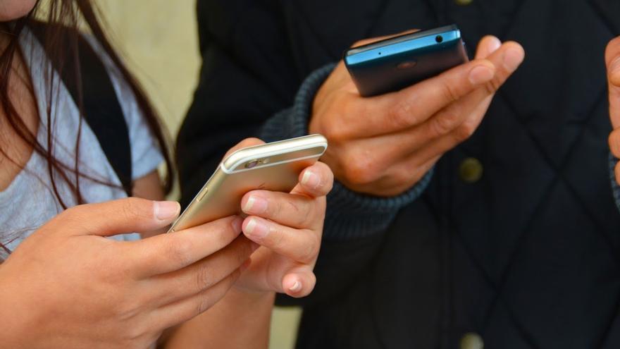 Vodafone se mantiene operativa al 70% y Telefónica activa el comité de crisis ante el apagón