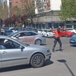 Felipe, el agente de movilidad de Madrid que salvó al Paseo de Extremadura del caos