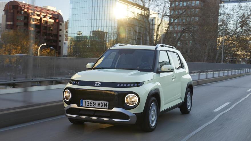El Hyundai Inster vence en la votación de marzo del Premio Coche del Año de los Lectores