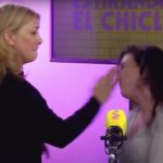 Amparo Larrañaga le pega un bofetón a Victoria Martín durante una entrevista de ‘Estirando el chicle’