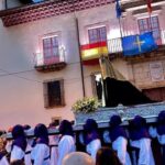 Una multitud arropa al Santo Encuentro, que desafía a la lluvia en Cangas: «Fue fantástico»