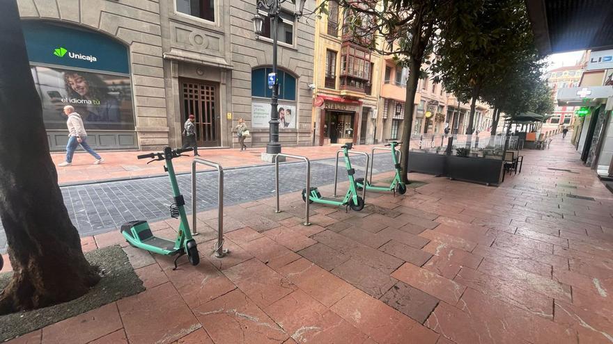 Un centenar de bicis eléctricas se sumarán a la oferta de patinetes en Oviedo