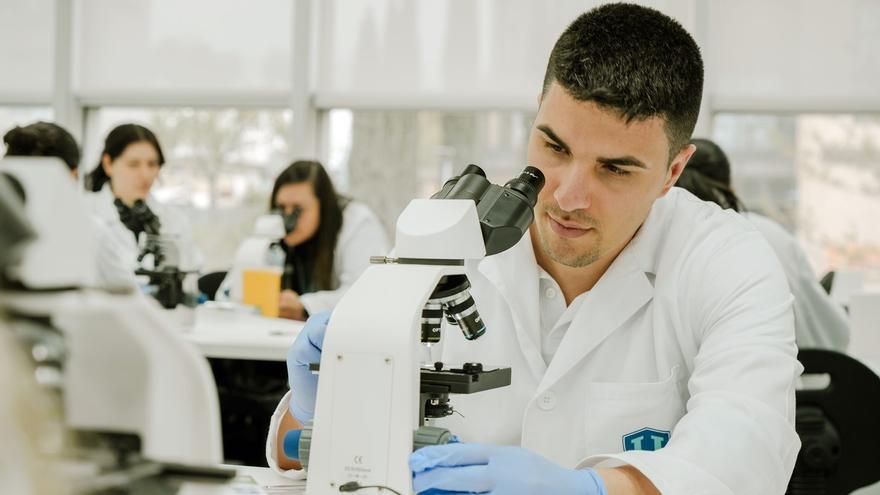 UNIVERSAE e ILUNION se unen para llevar la formación accesible a otro nivel