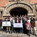 El Club Rotario de Gijón y Laboral Kutxa becan con 5.086 euros a 20 alumnos del centro Revillagigedo