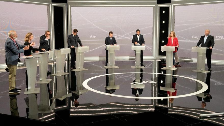 El Gobierno aprueba la reforma para hacer obligatorios los debates electorales y difundir las ‘tripas’ de las encuestas