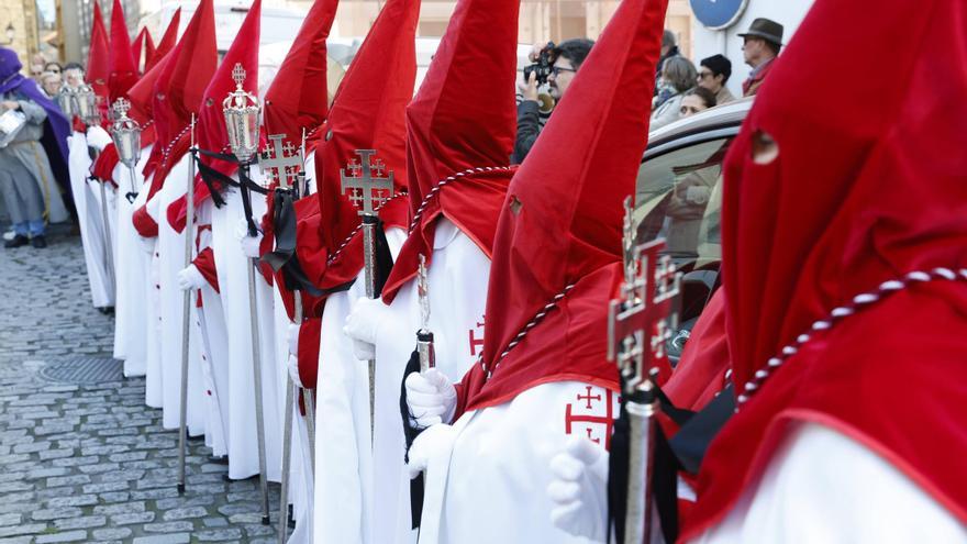 Así fue la procesión del Sábado Santo en Gijón (en imágenes)