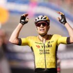 El mexicano Del Toro y Juan Ayuso le roban la cartera del Giro a Roglic