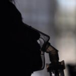 Un fármaco experimental podría beneficiar a algunos pacientes con una forma rara de ELA