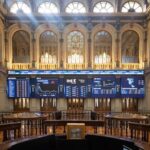 El Ibex 35 roza los 14.000 puntos por primera vez desde 2008 tras subir un 0,83%