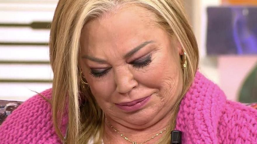 Belén Esteban se confiesa en La familia de la tele sobre su importante crisis y rompe a llorar: «Ha pasado algo muy doloroso, mi marido me…»