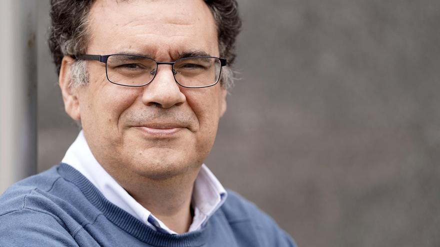 Ismael Sanz, profesor e investigador: «Un 55% de alumnos que han repetido algún curso aprueban PISA. Quizás no deberían haber repetido»