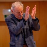 Eduardo Mendoza: “He dedicado toda la vida a lo que más me gusta, escribir y hacer el vago, y esto al final me lo premian”