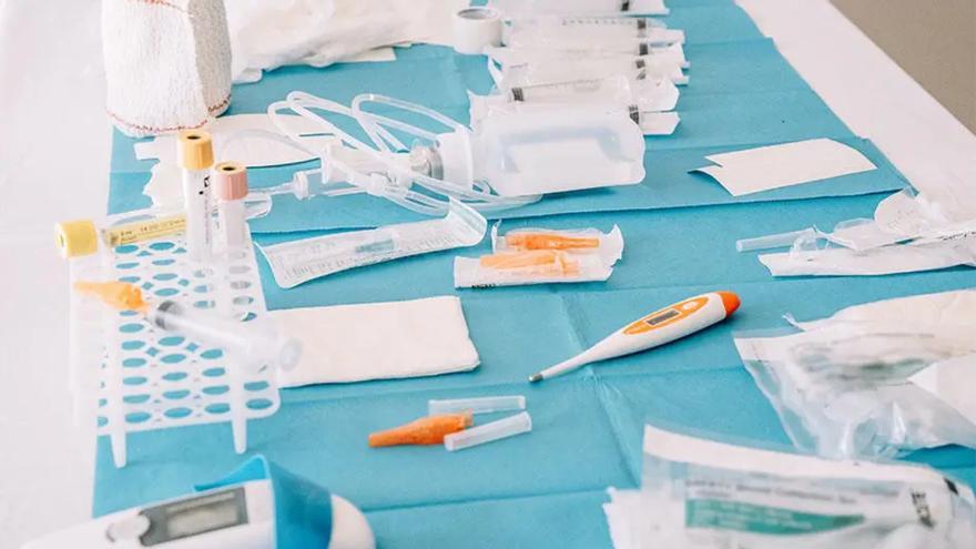 Una superbacteria hospitalaria es capaz de alimentarse de plástico médico