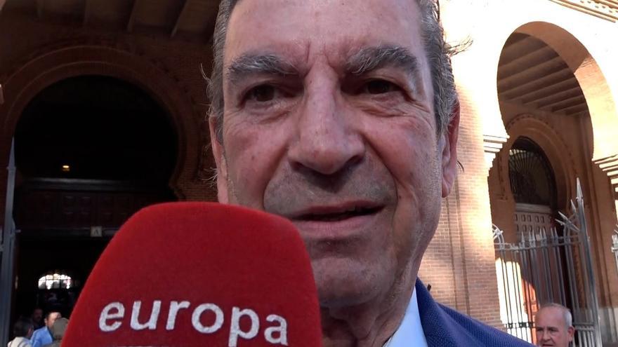 El provocador mensaje del ex de Ágatha Ruiz de la Prada: «¿Quién es Carmen Lomana?»