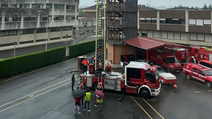 Las 20.000 intervenciones al año de la Policía Local de Oviedo: «Hacemos maravillas…»