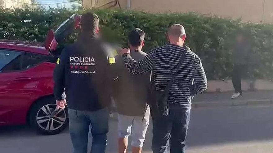 Teófilo, el líder de la red de pederastia del Raval, fue detenido en Valencia por regentar un prostíbulo masculino con menores