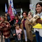 VÍDEO: Así fue la concentración de las trabajadoras de les Escuelines en Oviedo