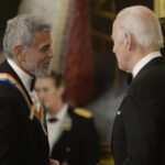 Un libro sobre el deterioro de Biden relata que fue incapaz de reconocer a George Clooney