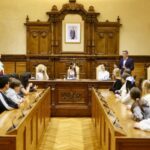 Gijón recibe la visita de estudiantes de Letonia