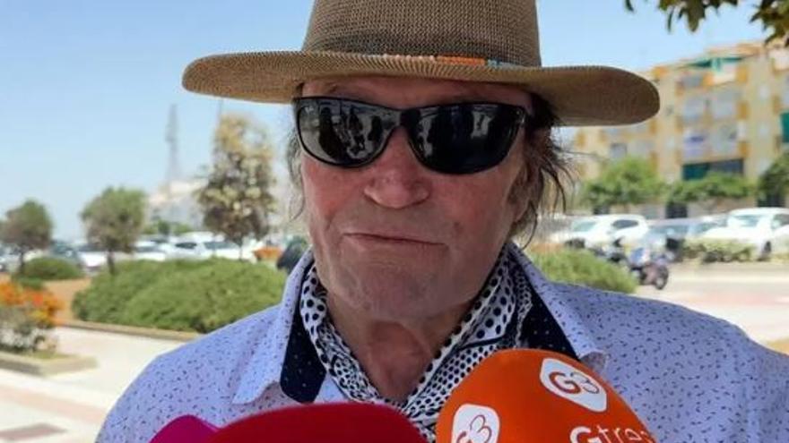 Amador Mohedano reaparece y preocupa por su estado de salud y sus dificultades para caminar: «No puedo levantarme de la cama»