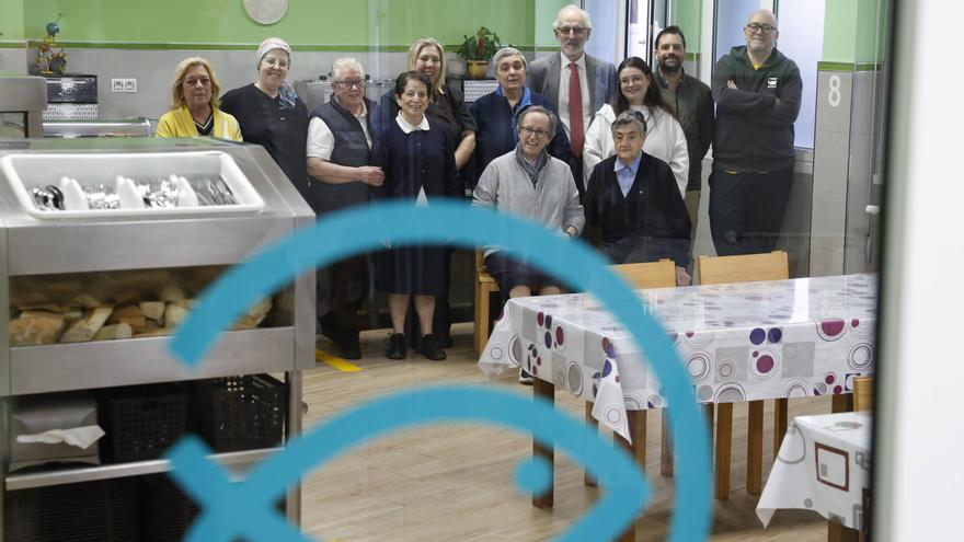 La Asociación Gijonesa de Caridad, festeja con misa y charla sus 120 años