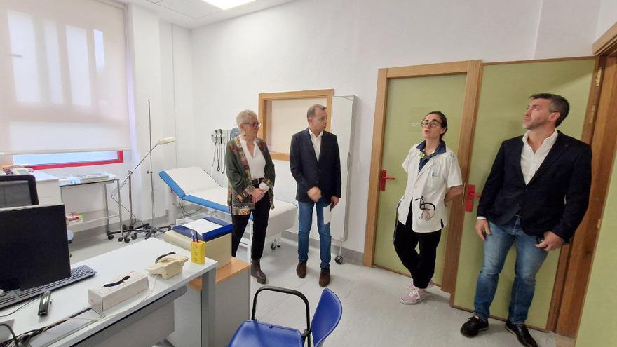 Ayuntamiento de Llanes y Consejería de Salud, a la gresca: «Me avisaron media hora antes de la visita por WhatsApp»