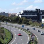 Aparatoso accidente en la Autovía Minera a su paso por Gijón con tres vehículos implicados