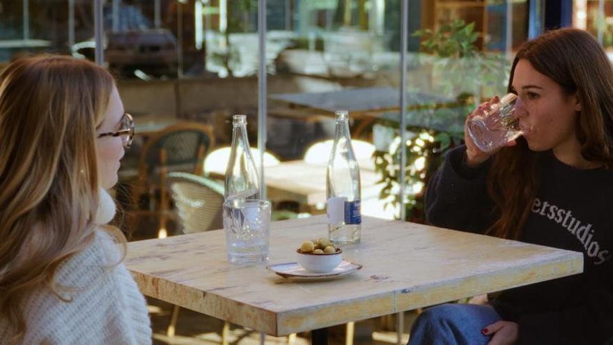 El 76% de los consumidores prefiere agua mineral cuando pide agua en un restaurante