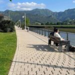 El paseo de los Vencedores del Sella, en Ribadesella, impecable