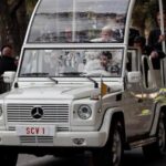 Este es el nuevo coche del Papa León XIV
