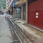 Malestar vecinal en Mieres tras quedar sin paso a cocheras el fin de semana