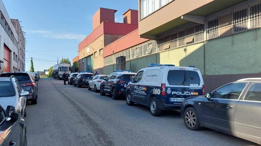 Fallece un trabajador en un accidente laboral al caer desde un tejado en Gijón