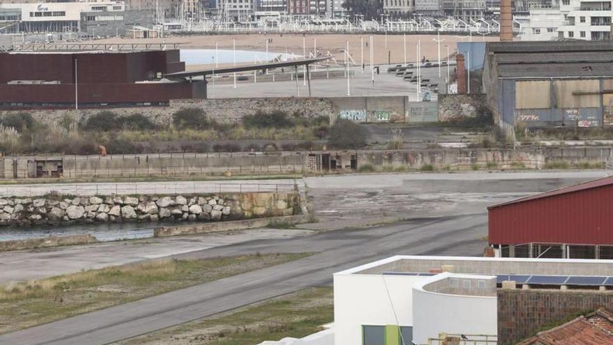 El Ayuntamiento da un firme impulso a Naval Azul al licitar ya su plan especial