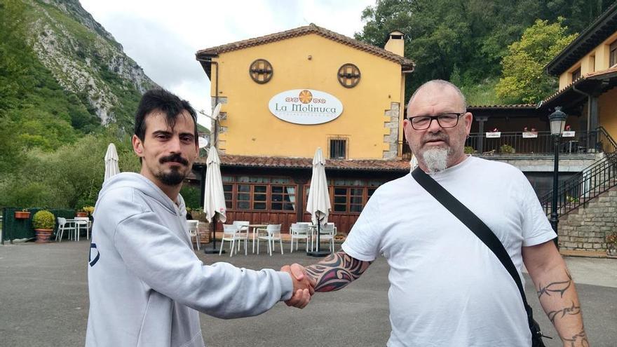 Un empresario asturiano contrata a un sintecho que llevaba más de dos años viviendo en el aeropuerto de Barajas: «Me llamó la atención»