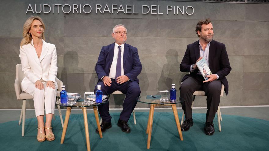 Espinosa de los Monteros congrega a dirigentes del PP, exdiputados de Vox y de Cs y les llama a «vertebrar alianzas»