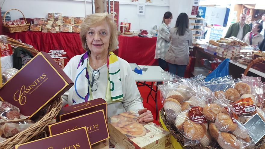 Ana Menéndez, de Repostería Casino, no falla a la Feria de Muestras de Tineo (y estas son sus razones)