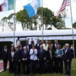 Políticos y empresarios acuden al acto en Colombres, un enorme puente de Asturias a Iberoamérica