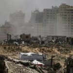 Cientos de miles de gazatíes del norte se desplazan a Ciudad de Gaza por la ofensiva israelí